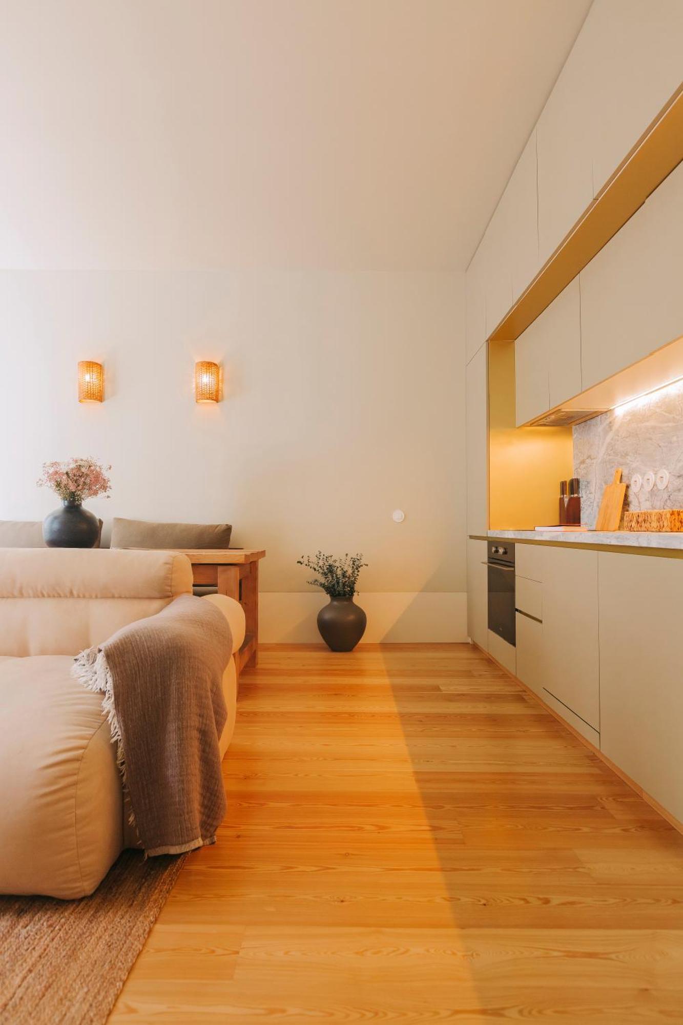 Village Aparthotel By Boa ポルト 部屋 写真 A kitchen in a flat at the new development